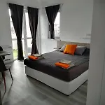Къща за гости July's 3*