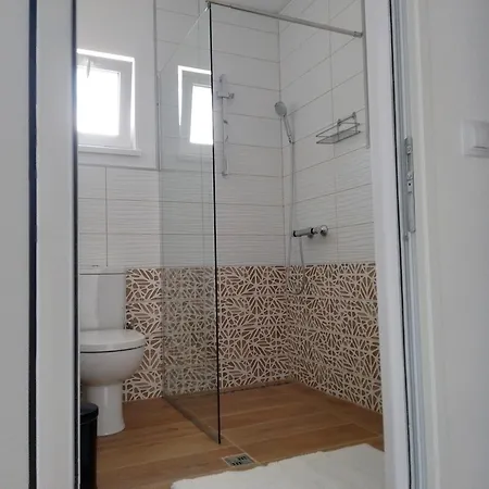 July's Konukevi Primorsko